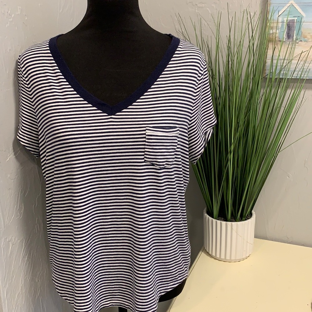Splendid striped V neck tee